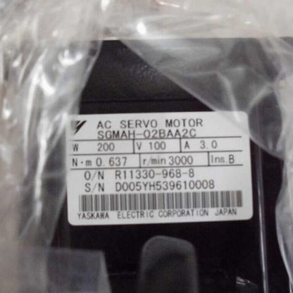 Complete 1PC Servo Motor Set YASKAWA SGMAH-02BAA2C in Box - YASKAWA