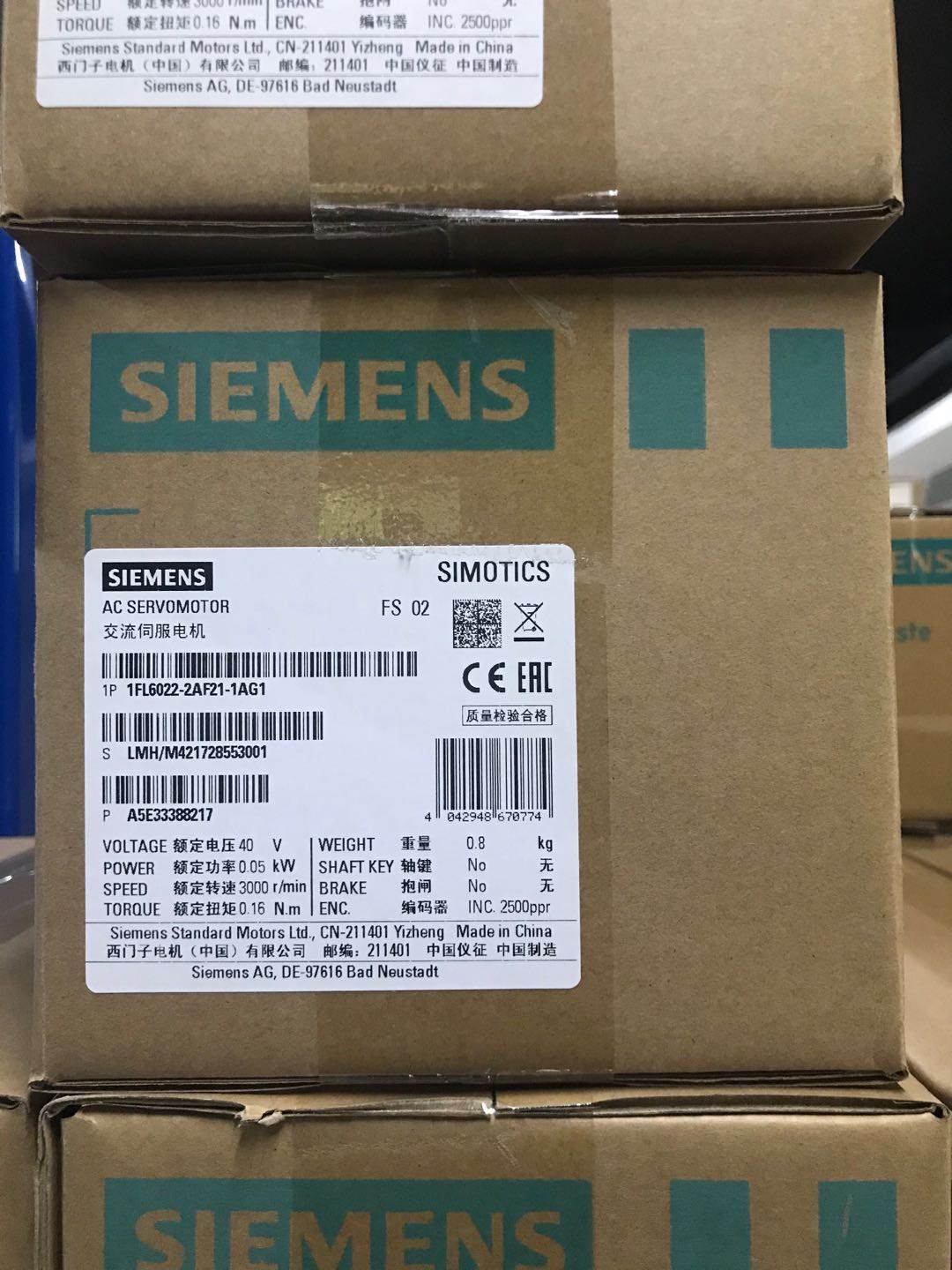 new 1PCS  SIEMENS Servo Motor 1FL6022-2AF21-1AG1 1FL6022-2AF21-1AG1 Fast Ship