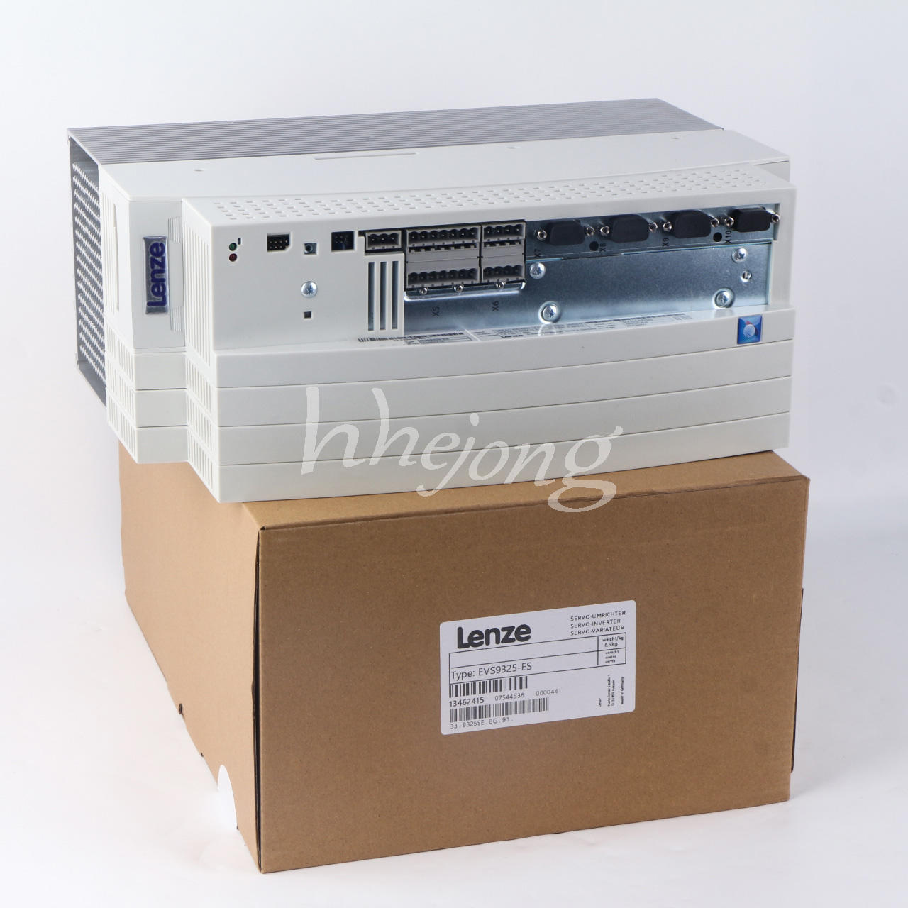 new 1PCS  LENZE Servo Drive Inverter EVS9325-ES EVS9325ES