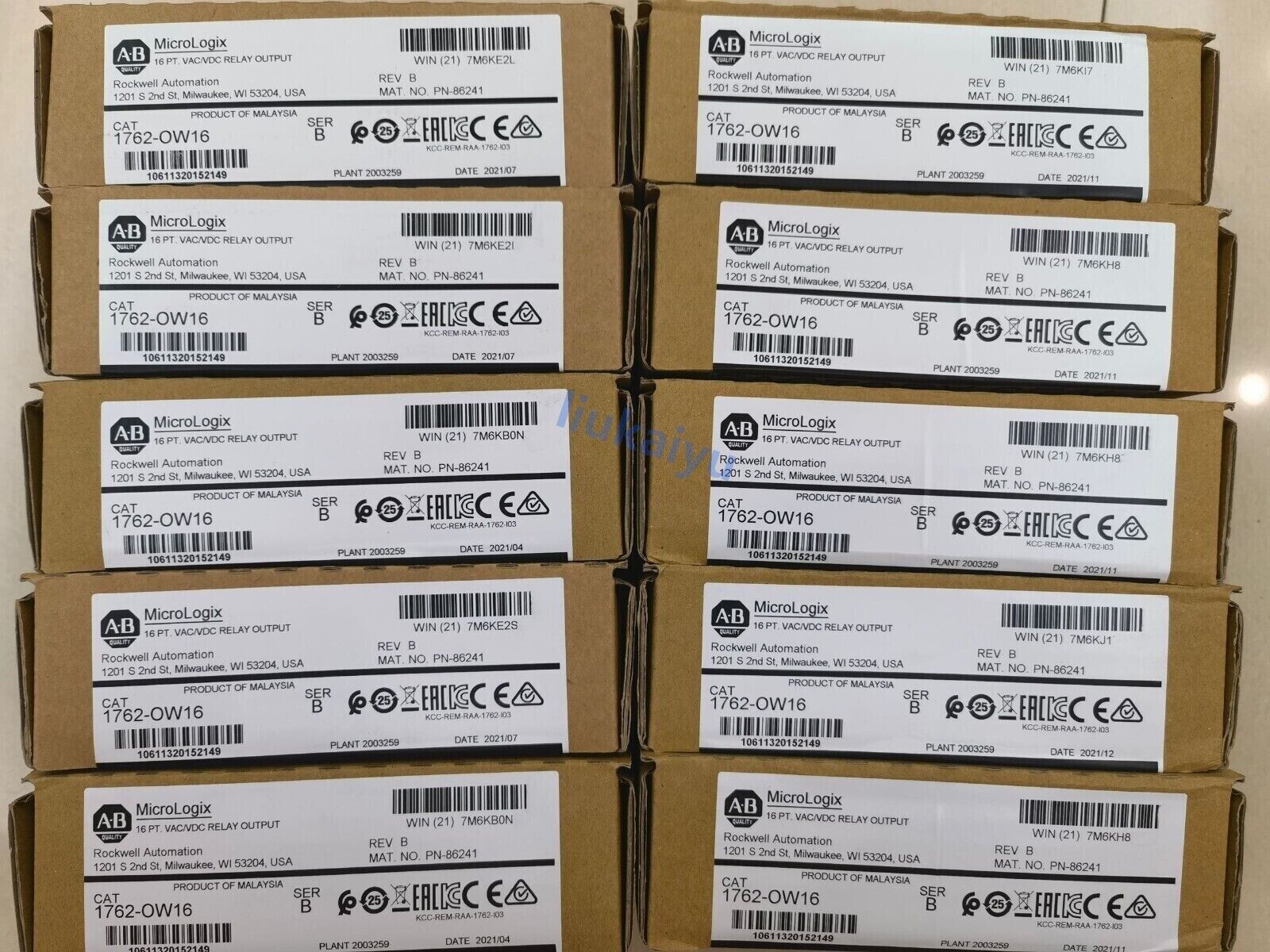Allen Bradley MicroLogix 1200 Output Module Relay - 1762-OW16 - ALLEN BRADLEY