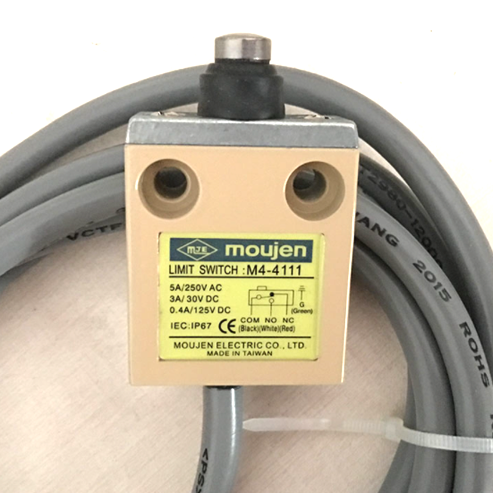 MOUJEN M4-4111 Limit Switch 5A 250VAC MOUJEN