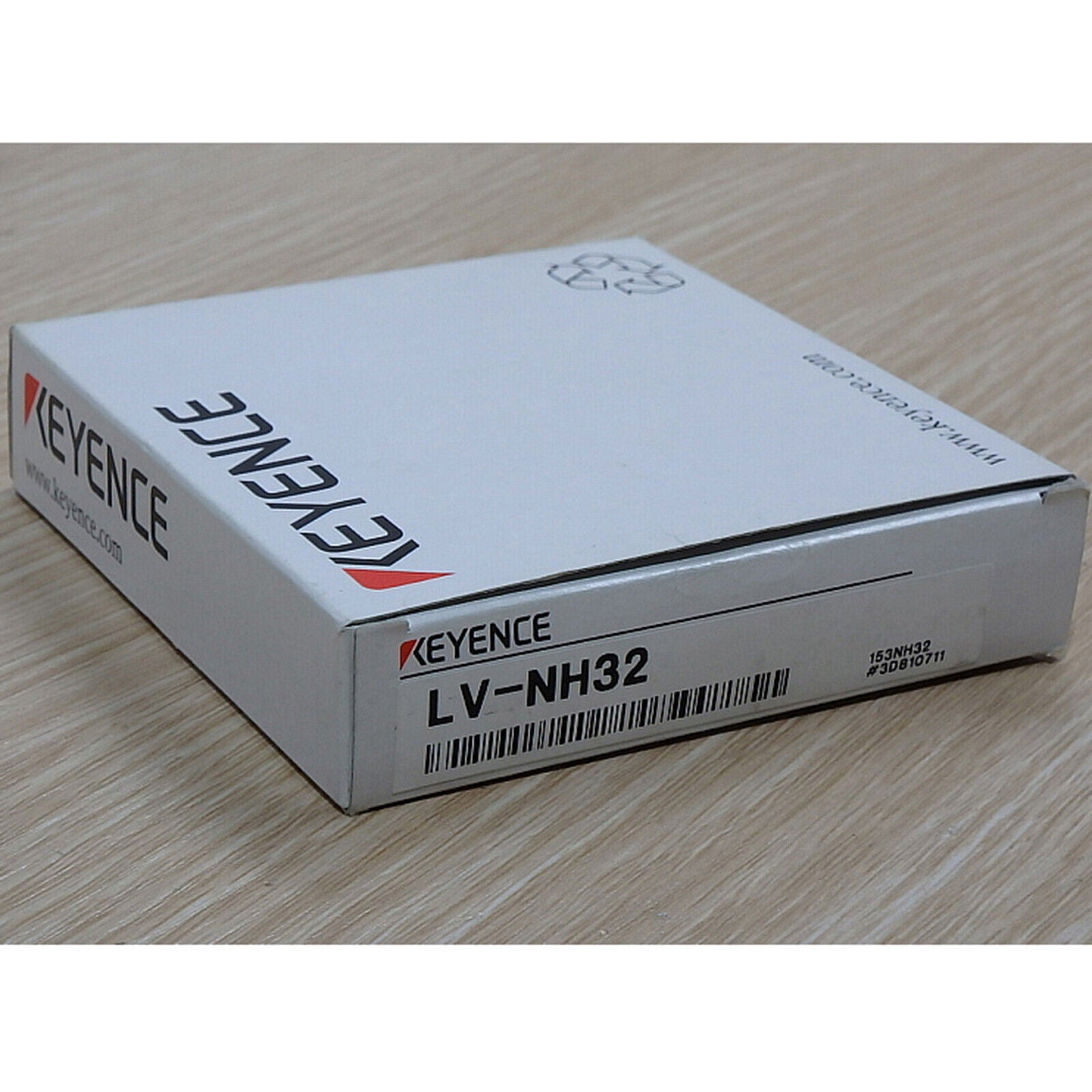Keyence LV-NH32 Digital Laser Sensor - KEYENCE