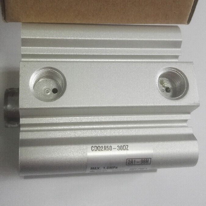 ONE SMC THIN CYLINDER CDQ2A50-30DZ - ONE SMC