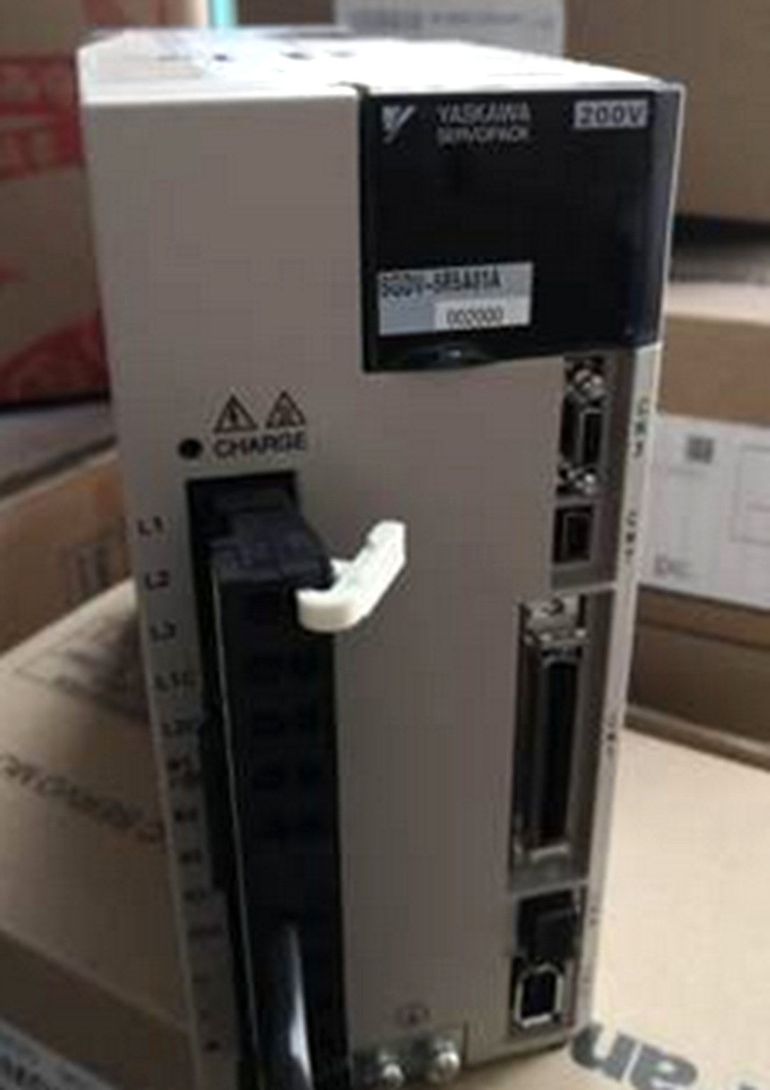 1PC Yaskawa SGDV-5R5A01A002000 Servo Drive - YASKAWA