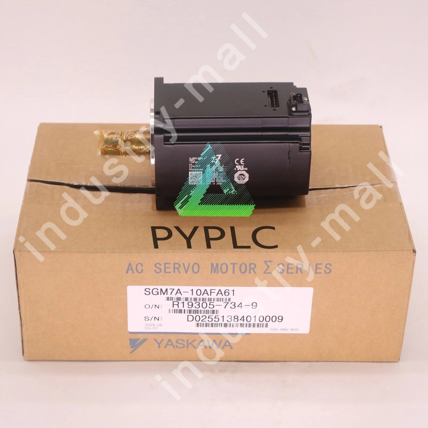 1pcs Yaskawa servo Motor SGM7A-10AFA61 ship