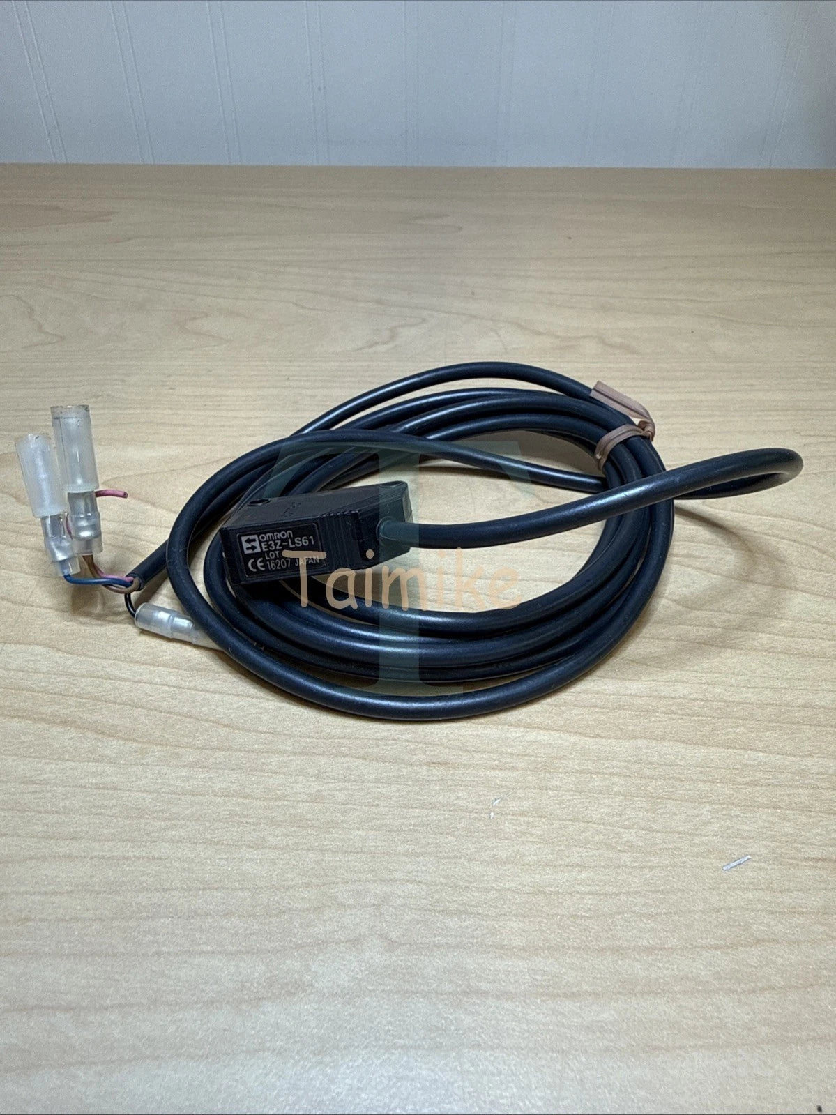 Omron E3Z-LS61 Thru-Beam Photoelectric Sensor