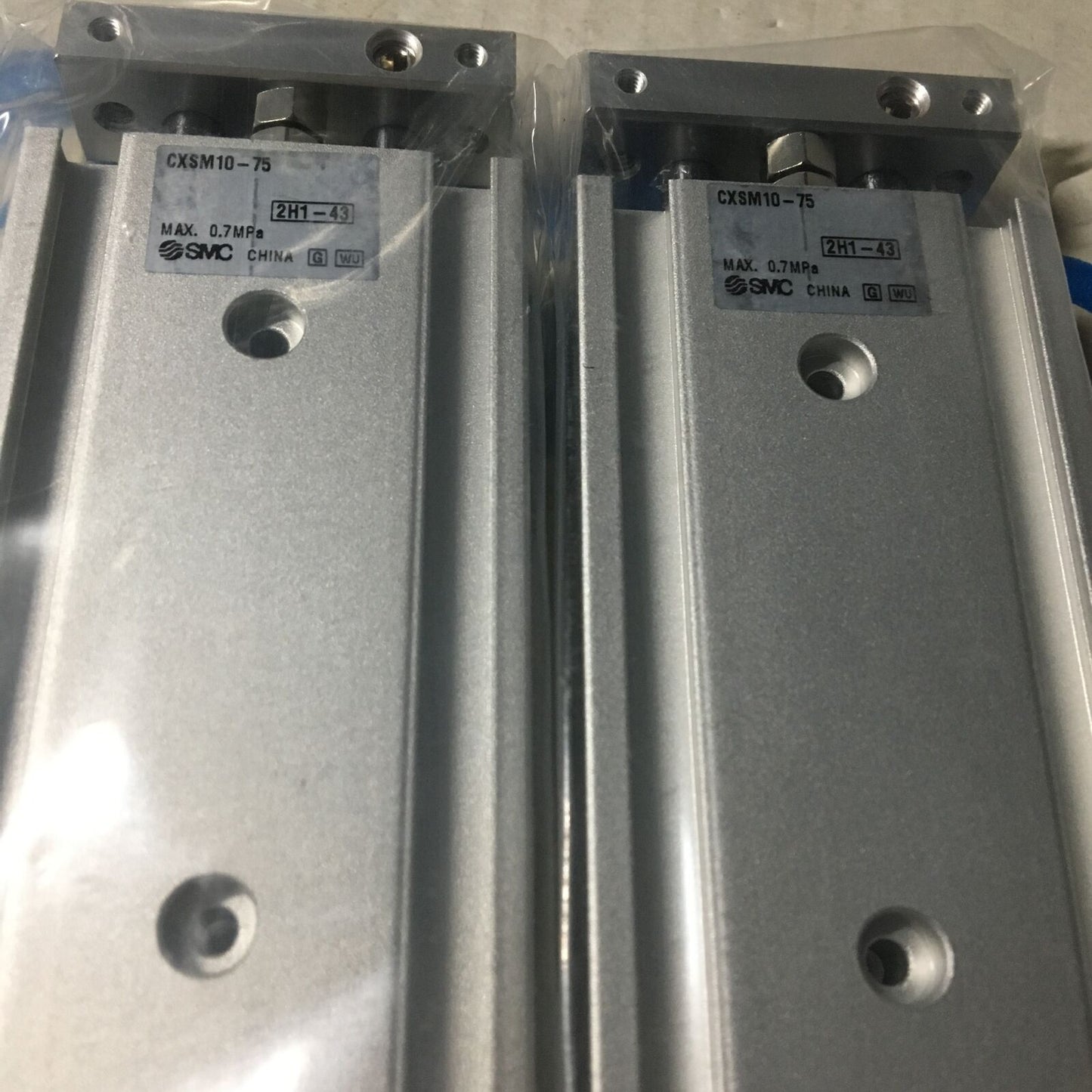 new SMC CXSM10-75 SPOT STOCKS Double shaft cylinder SMC CXSM10-75 SPOT STOCKS - SMC