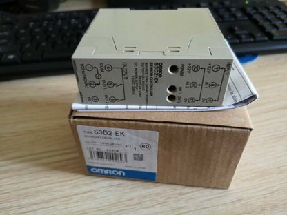 1PC Omron S3D2-EK S3D2EK Sensor Controller In Box