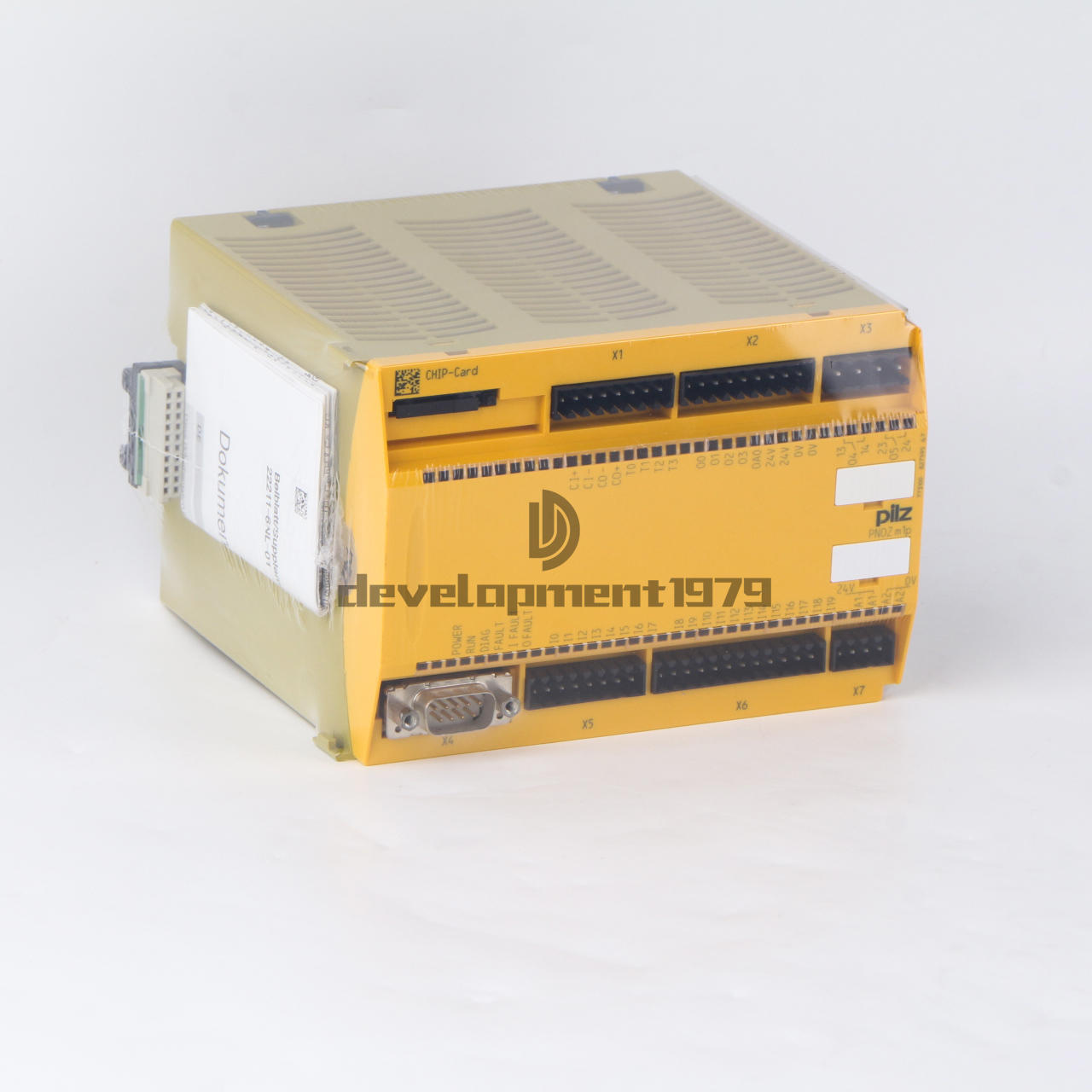 new ONE PILZ 773100 PNOZ M1P Safety Relay Module