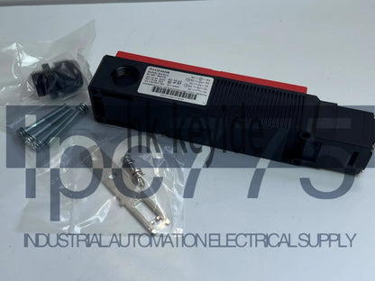 1pcs EUCHNER safety switches TP3-4121A024M