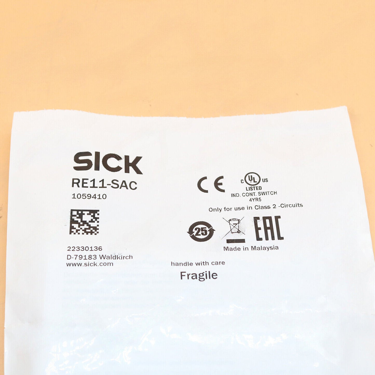 new 1pieces sick RE11-SAC Non-Contact Safety Switch ship - SIEMENS