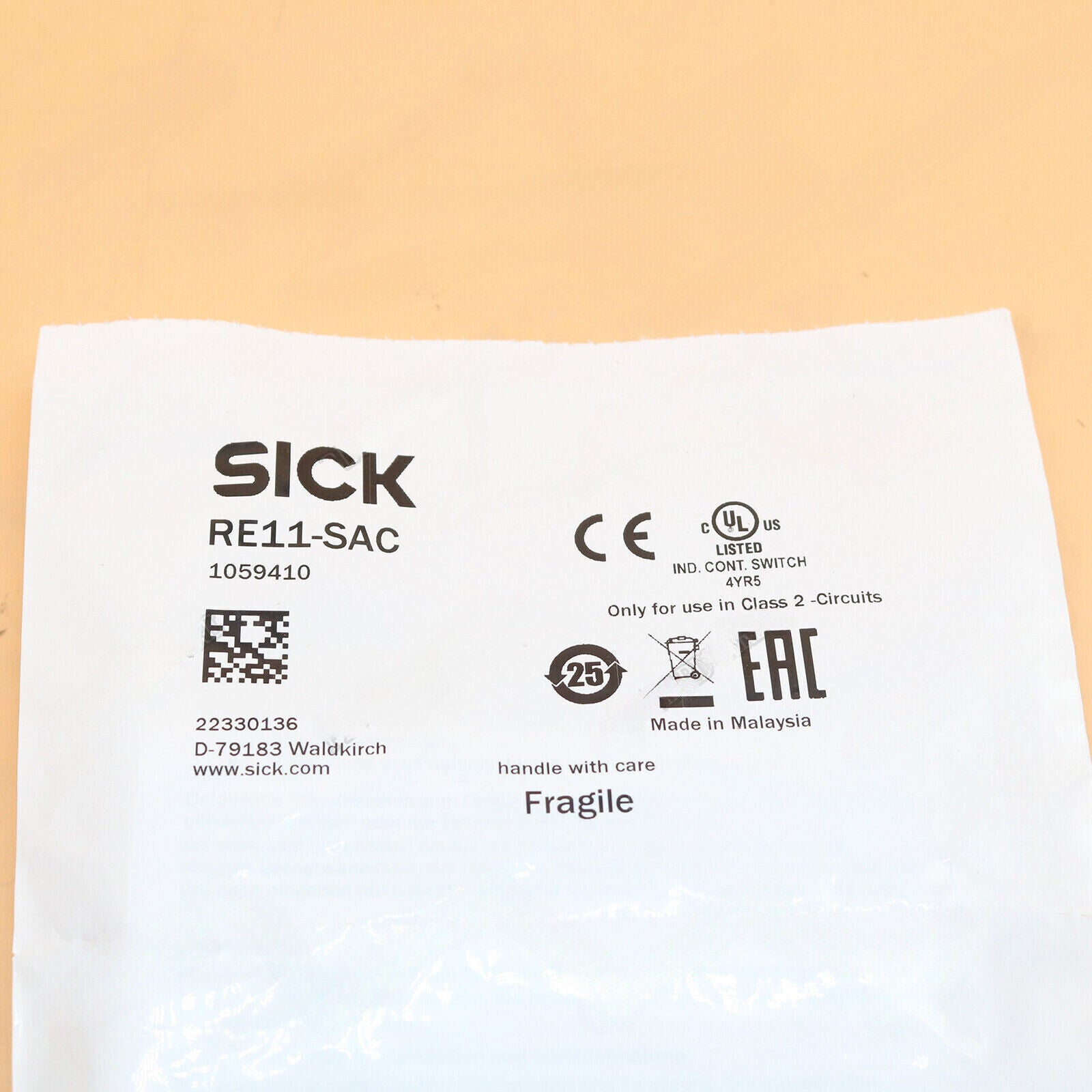 new 1pieces sick RE11-SAC Non-Contact Safety Switch ship - SIEMENS
