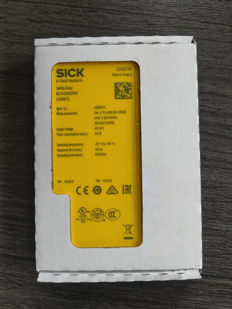 new 1PC SICK RLY3-EMSS300 RLY3EMSS300 Safety Relay In Box ping - SICK