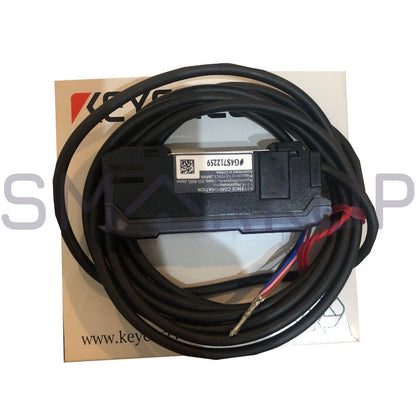 new  In Box KEYENCE FS-V33 FSV33P Fiber Optic Sensor