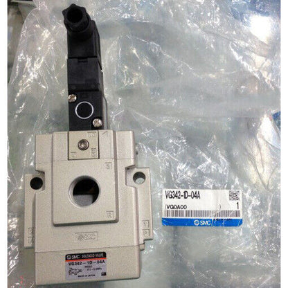 ONE SMC VG342-1D-04A Solenoid Valve - SMC
