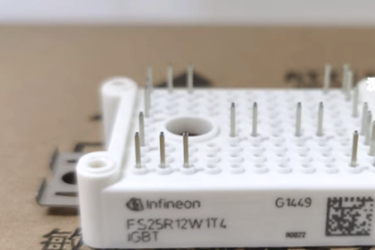 INFINEON FS25R12W1T4 Power Supply Module 25-30V 1.5A 30W DC/DC Converter for High-Performance Devices - INFINEON