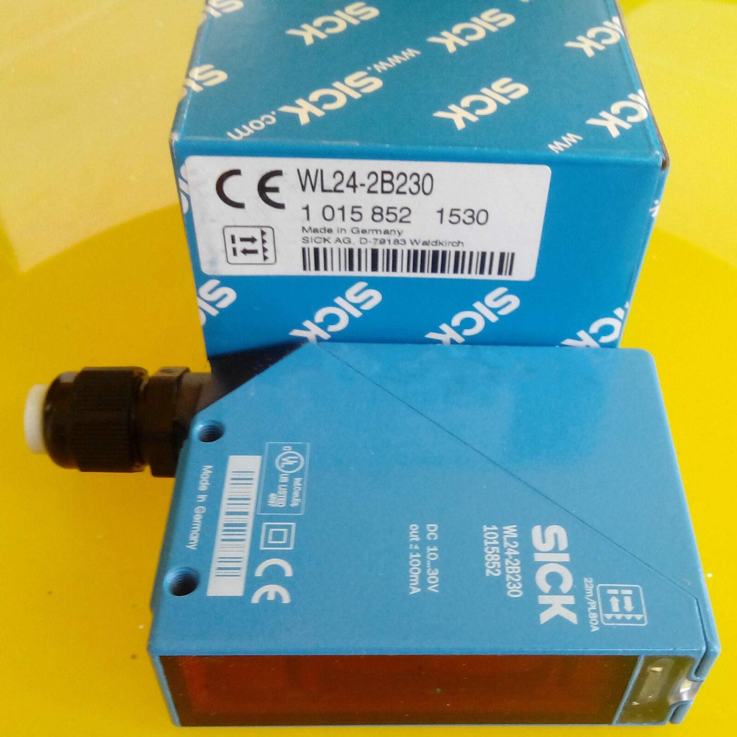 1-Piece SICK WL24-2B230 Photoelectric Switch - SICK