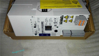 E84AVSCE7512SXO LENZE Inverter 8400 0.75 kw - LENZE