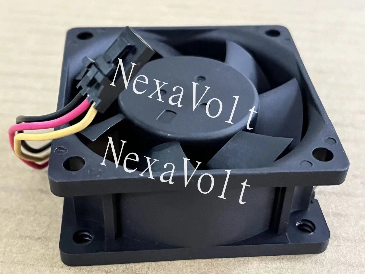 1pcs Delta AUB0612HH 6025 60×60×25MM DC12V 0.36A Fan 3pin