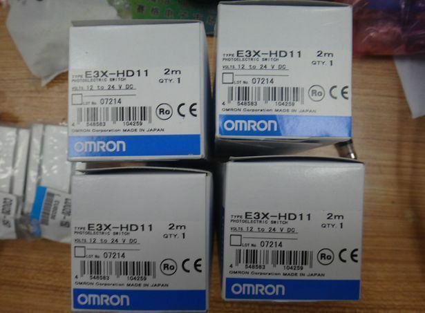 1PCS Omron E3X-HD11 E3XHD11 2m Photoelectric Switch In Box Free Ship