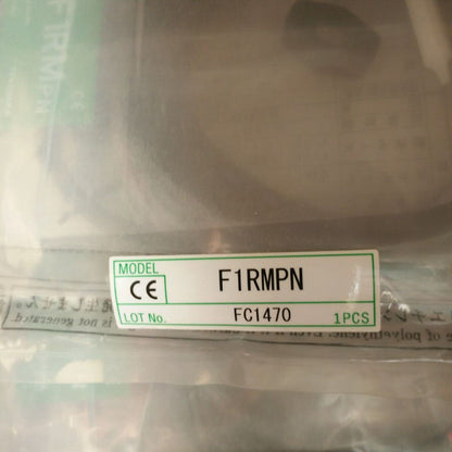 Takex F1RMPN Fiber Optic Sensor - High-Performance Optical Detection - TAKEX
