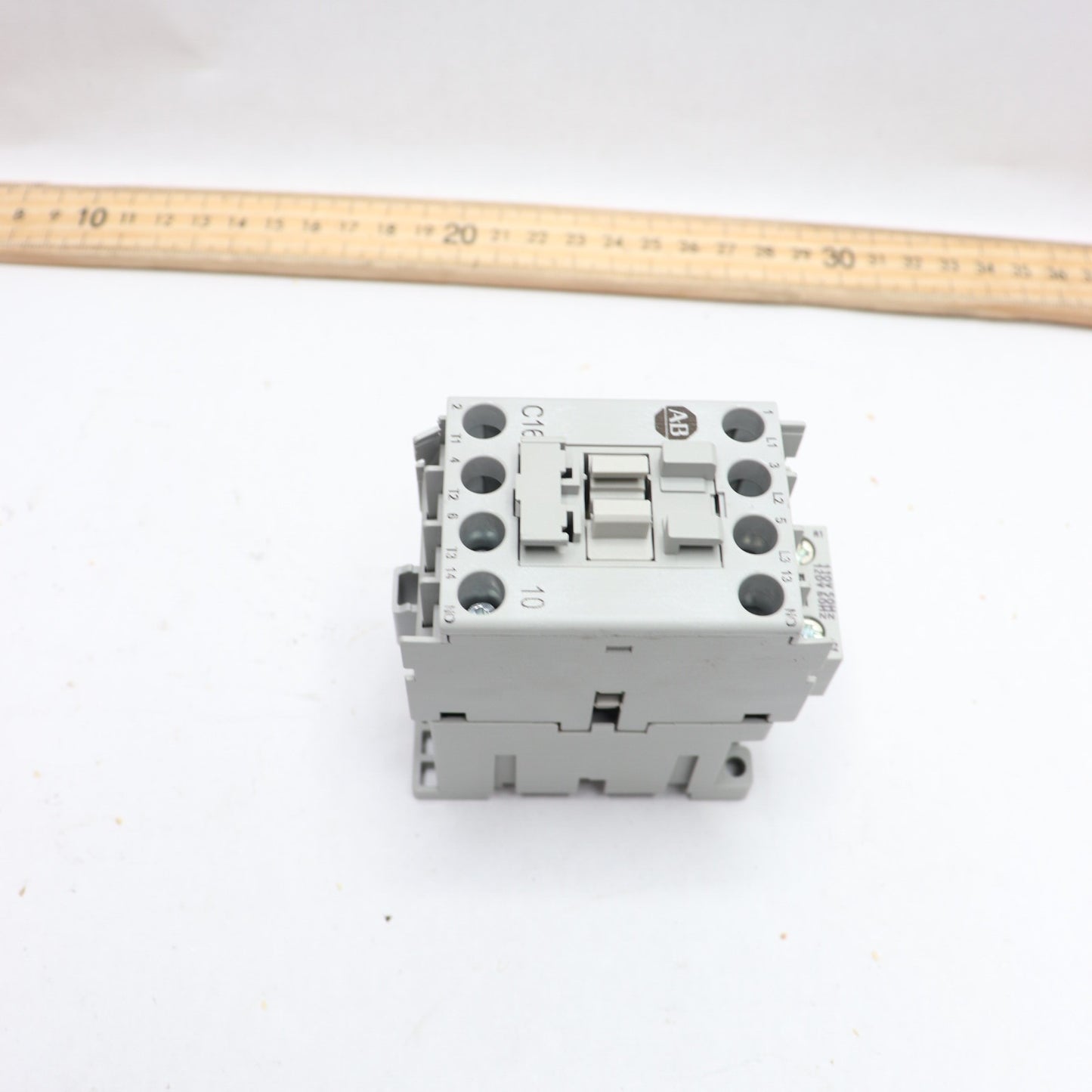 Allen-Bradley Contactor 50/60Hz 110/120V Coil 100-C16D10 SHIP - ALLEN-BRADLEY