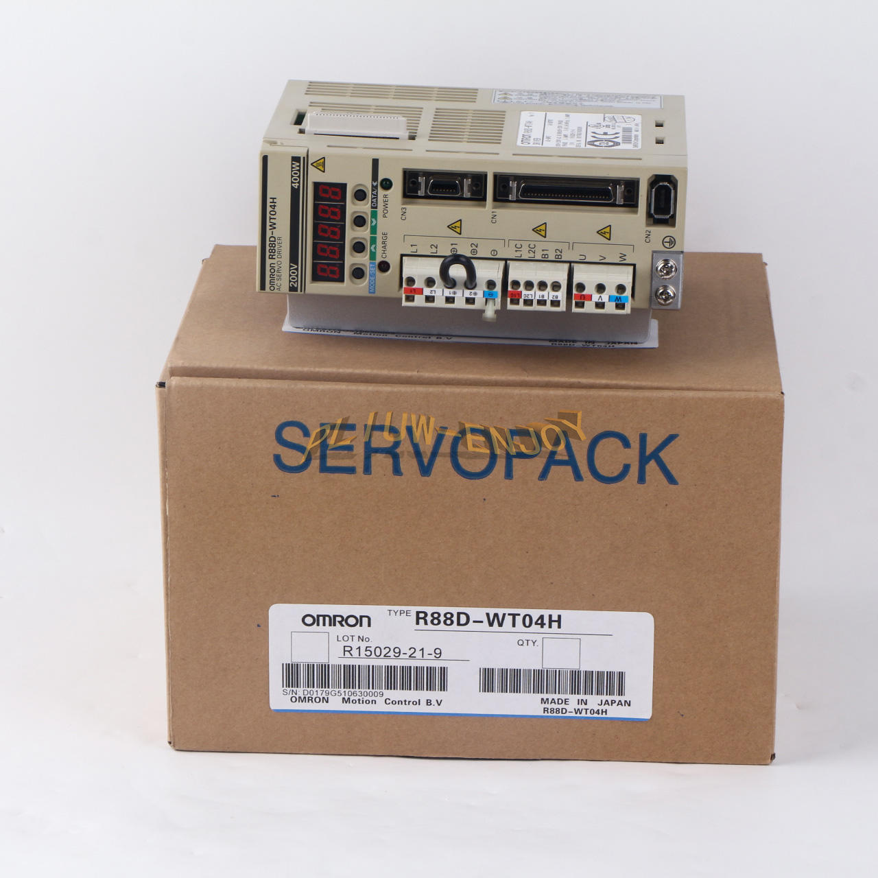 Omron R88D-WT04H AC Servo Drive - OMRON