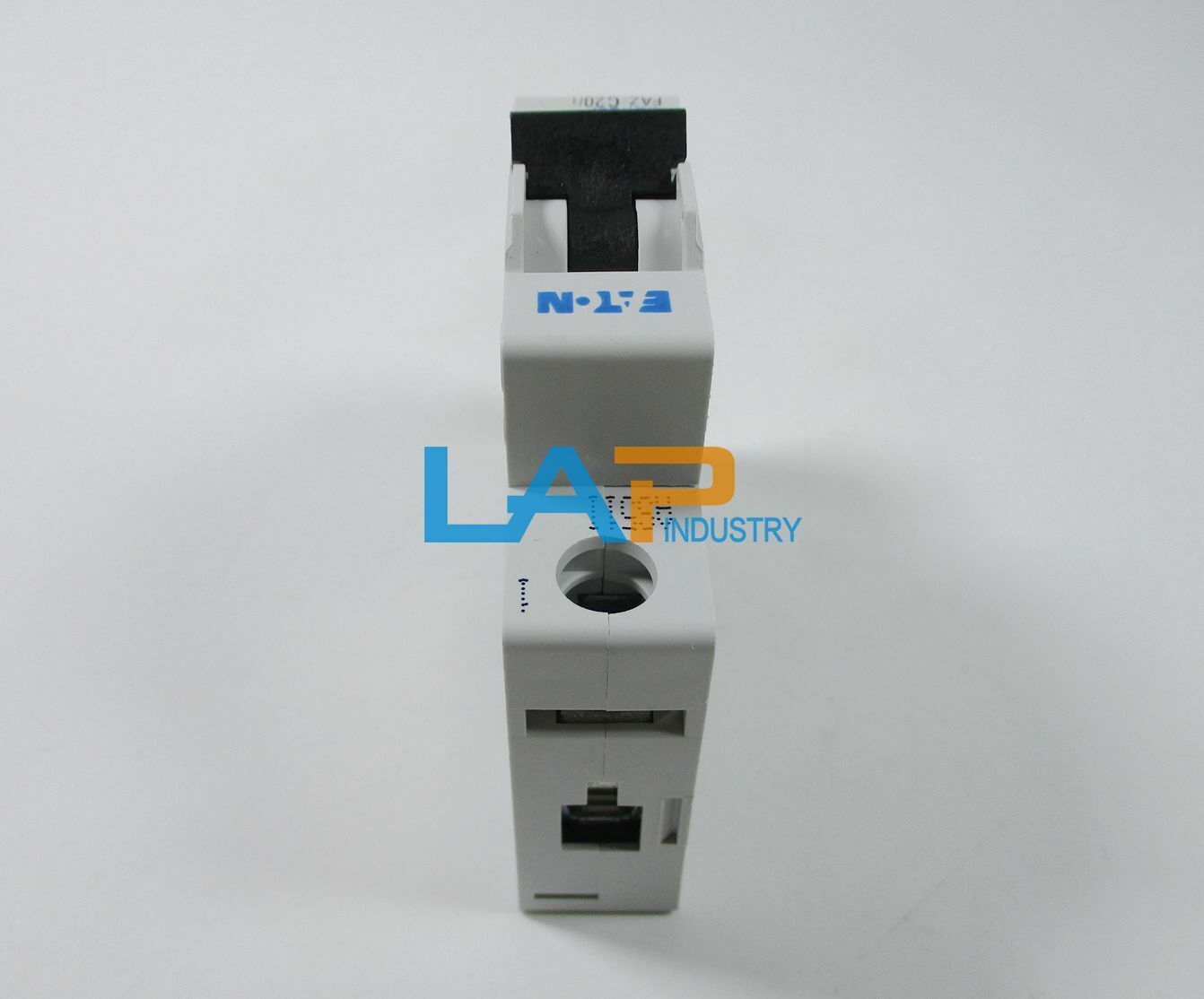 new 1PCS  For Each  FOR MOELLER Circuit Breaker FAZ-C20/1