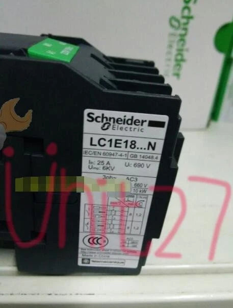 1PC Schneider LC1E1801M5N LC1-E1801M5N AC220V Contactor free shipping