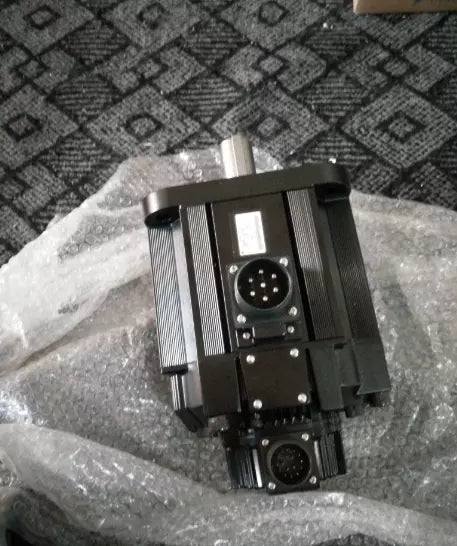 YASKAWA SGMGH-20ACA6C AC Servo Motor New In Box - YASKAWA