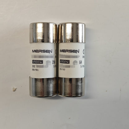 QTY:1 FOR Mersen Ferraz Shawmut FR22GR69V63 63A 690V Fuse
