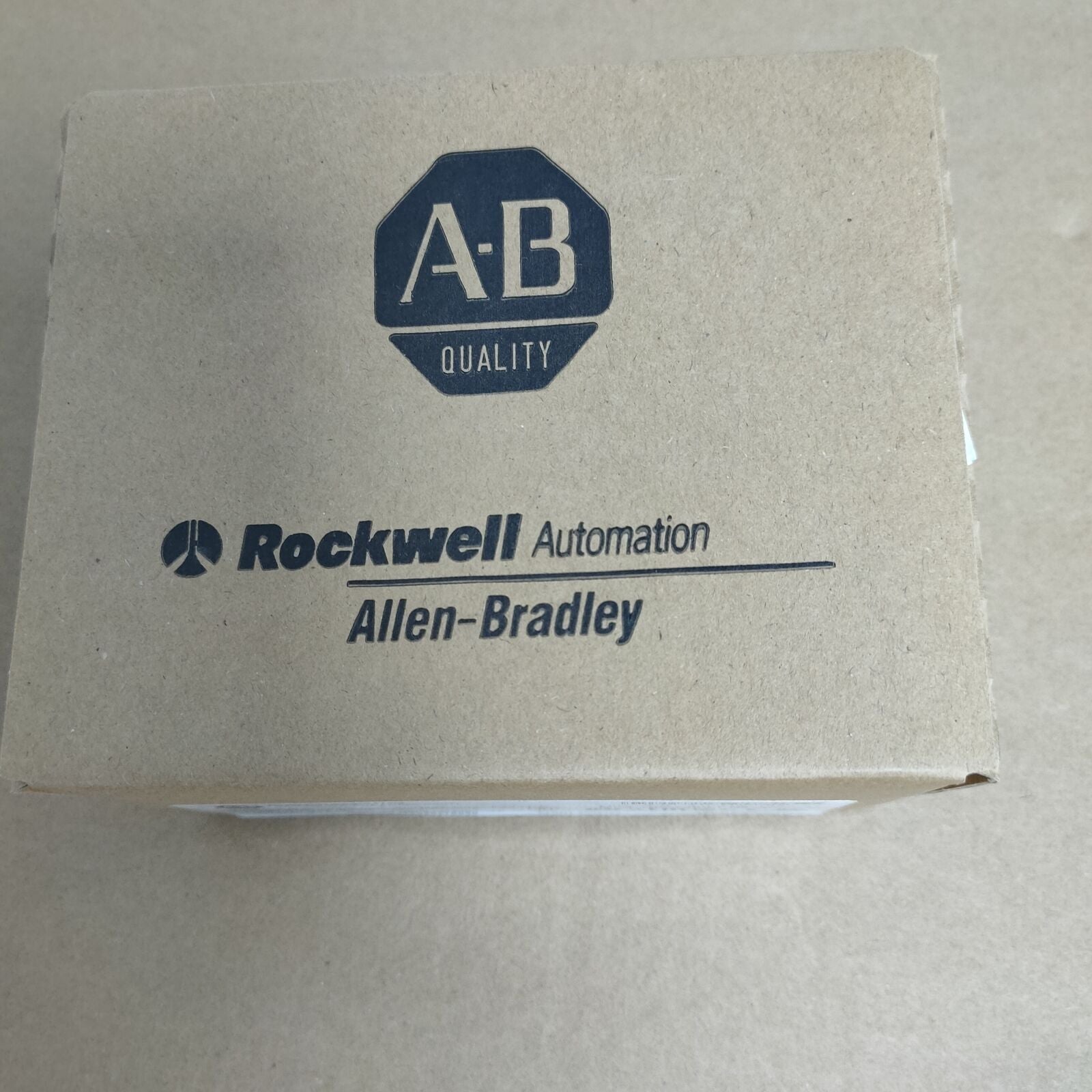 Allen-Bradley 1769-PB4 CompactLogix Power Supply 1769PB4 New Factory Sealed - ALLEN-BRADLEY