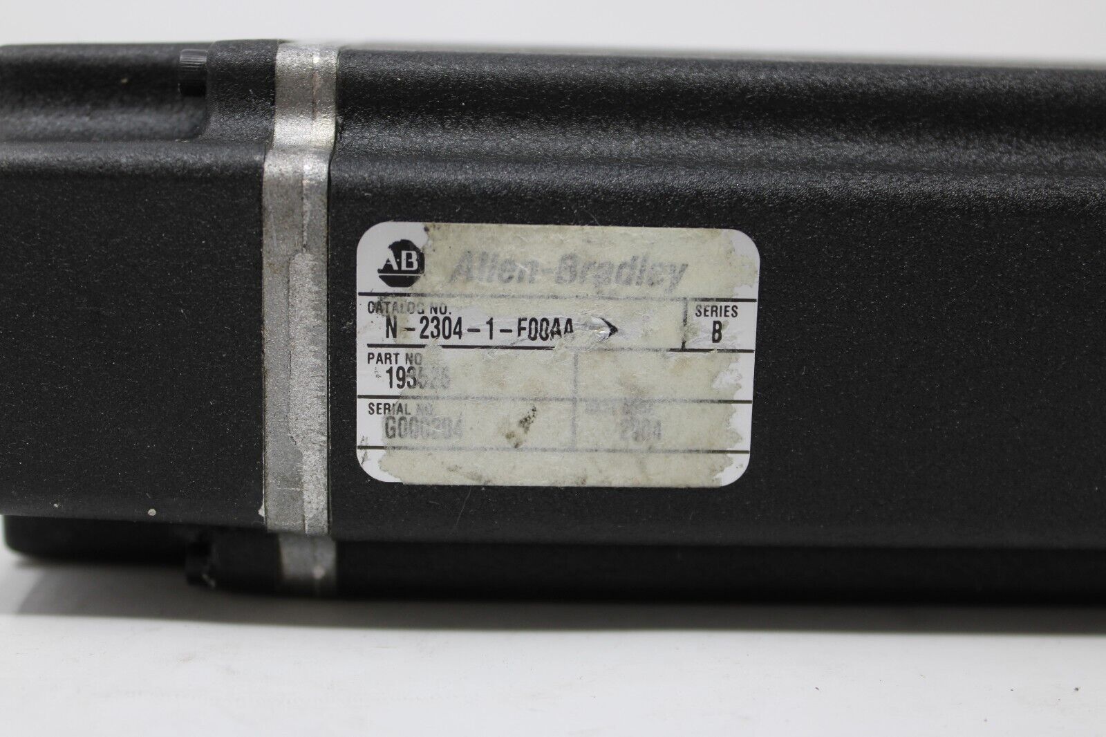 used Allen Bradley N-2304-1-F00AA Motor - ALLEN BRADLEY