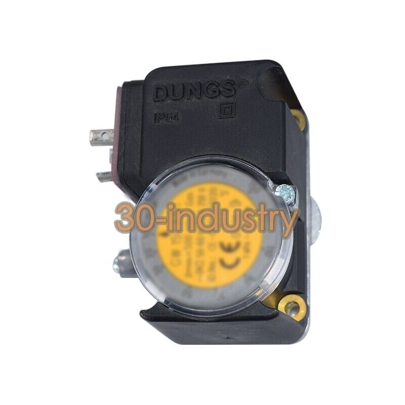 DUNGS GW3A5/1 Pressure Switch - 1PCS New Component - OMRON