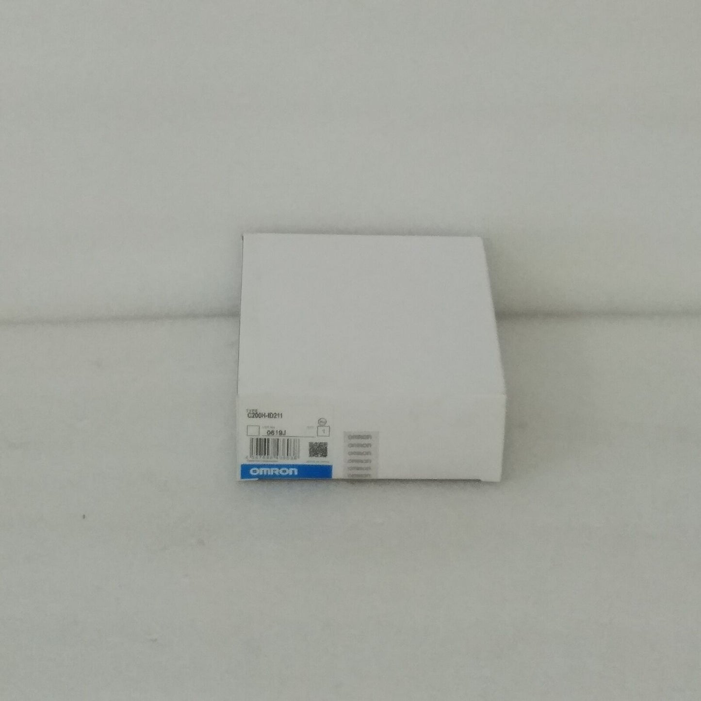 OMRON C200H-ID211 Sent Within 24 Hours - OMRON