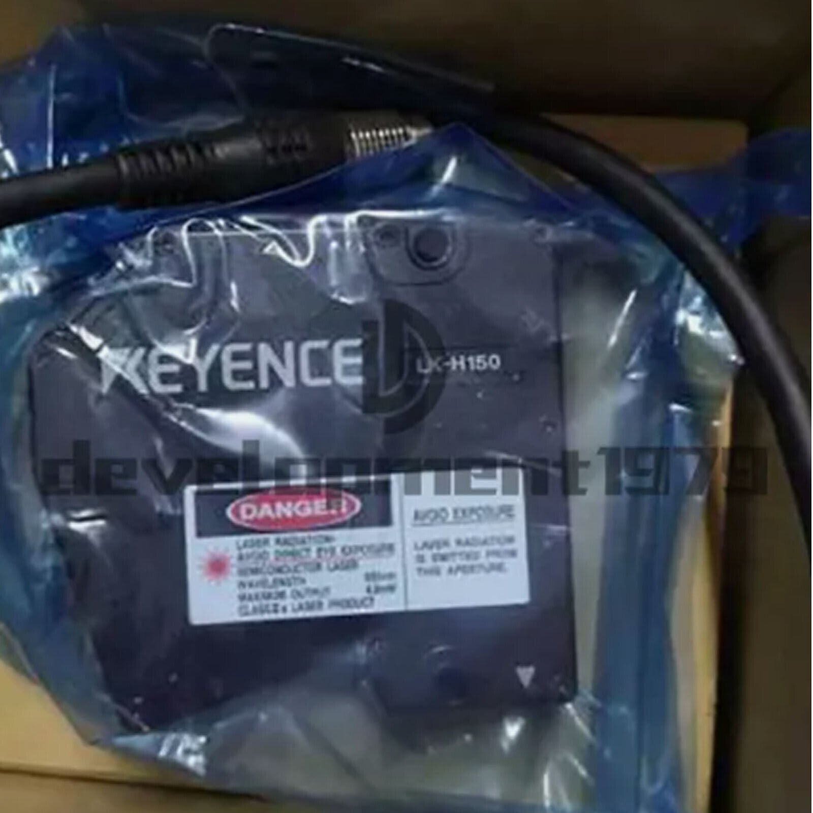 new 1pcs KEYENCE LK-H150 laser sensor