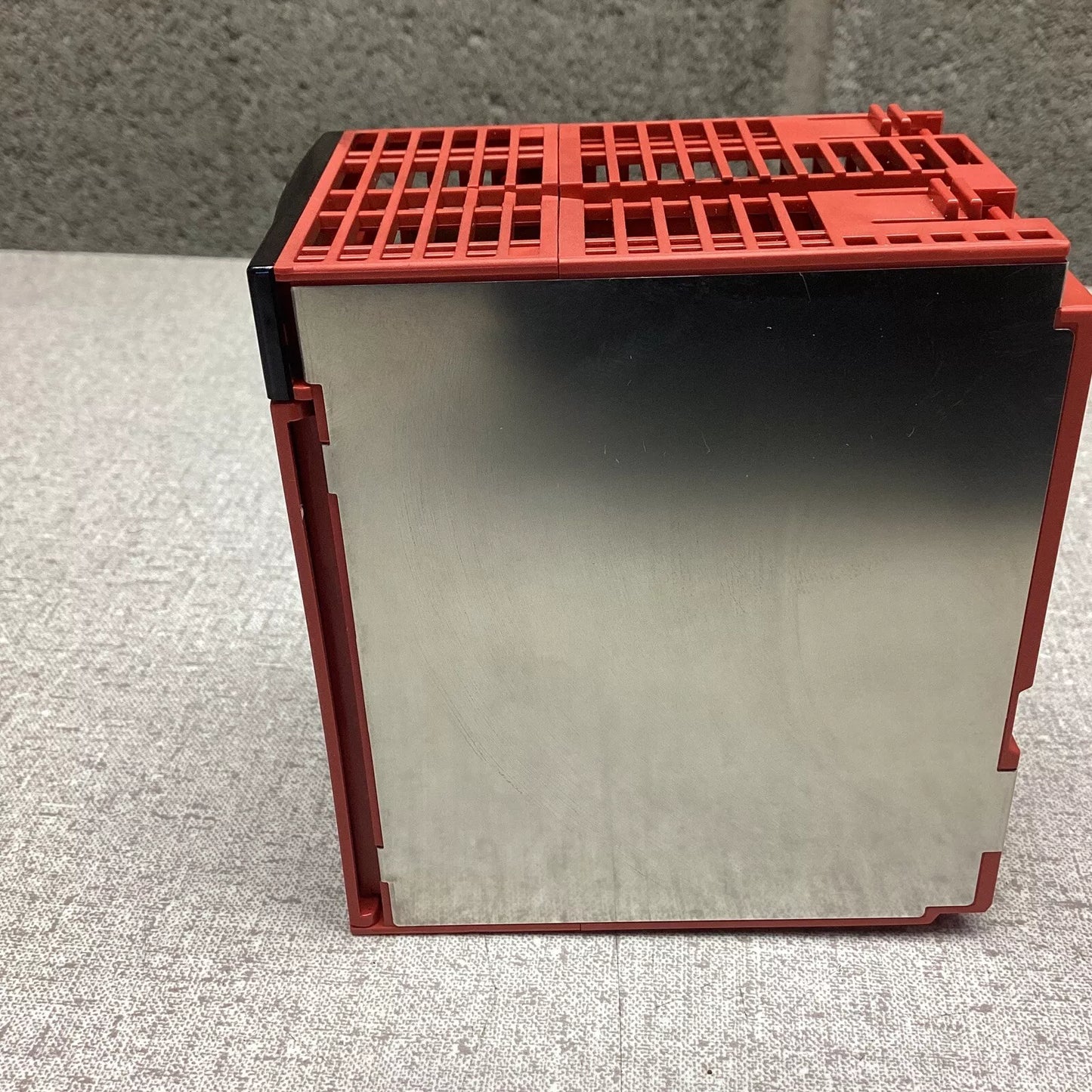 New Mitsubishi Q61P-A1 Melsec System Q PLC Power Supply - MITSUBISHI