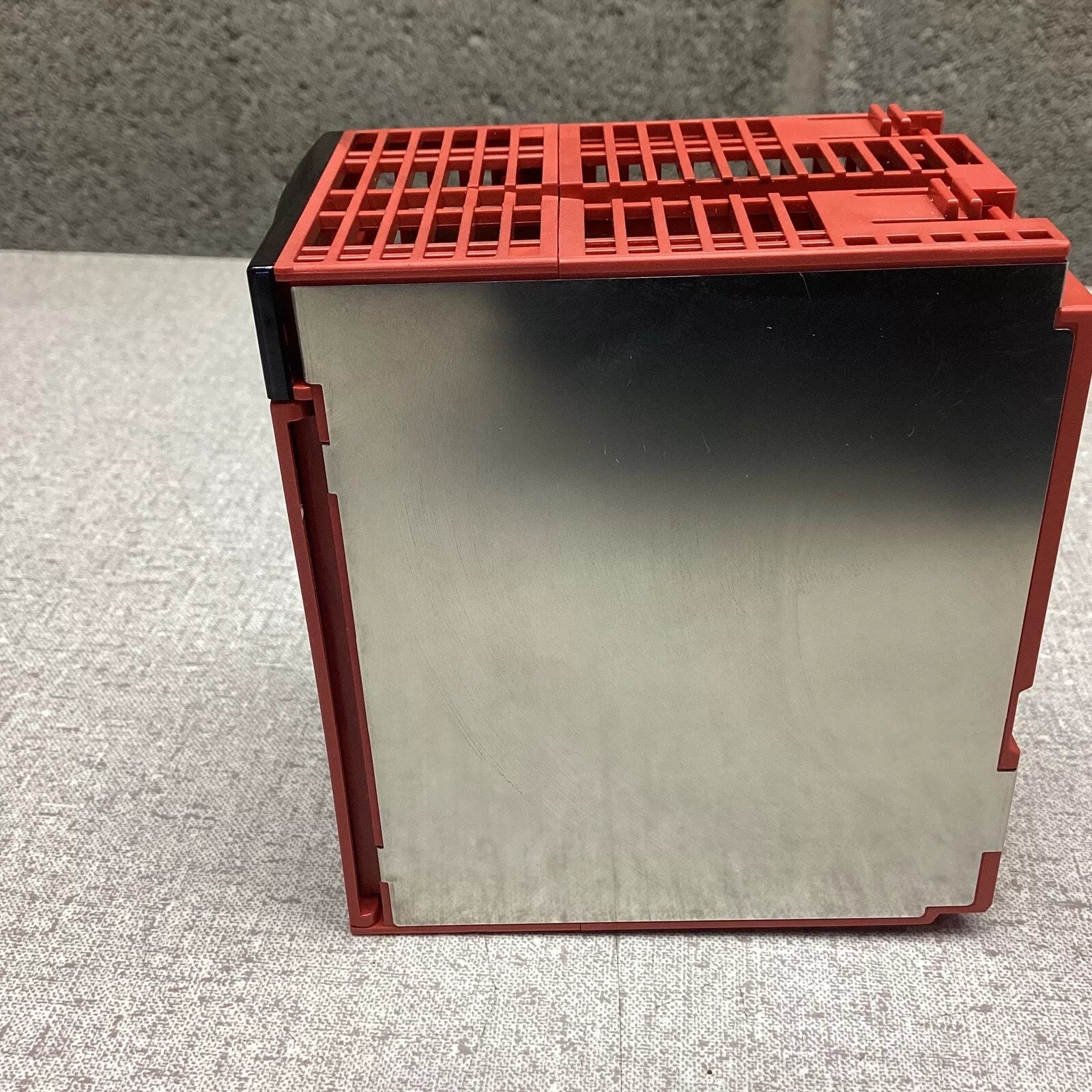 New Mitsubishi Q61P-A1 Melsec System Q PLC Power Supply - MITSUBISHI