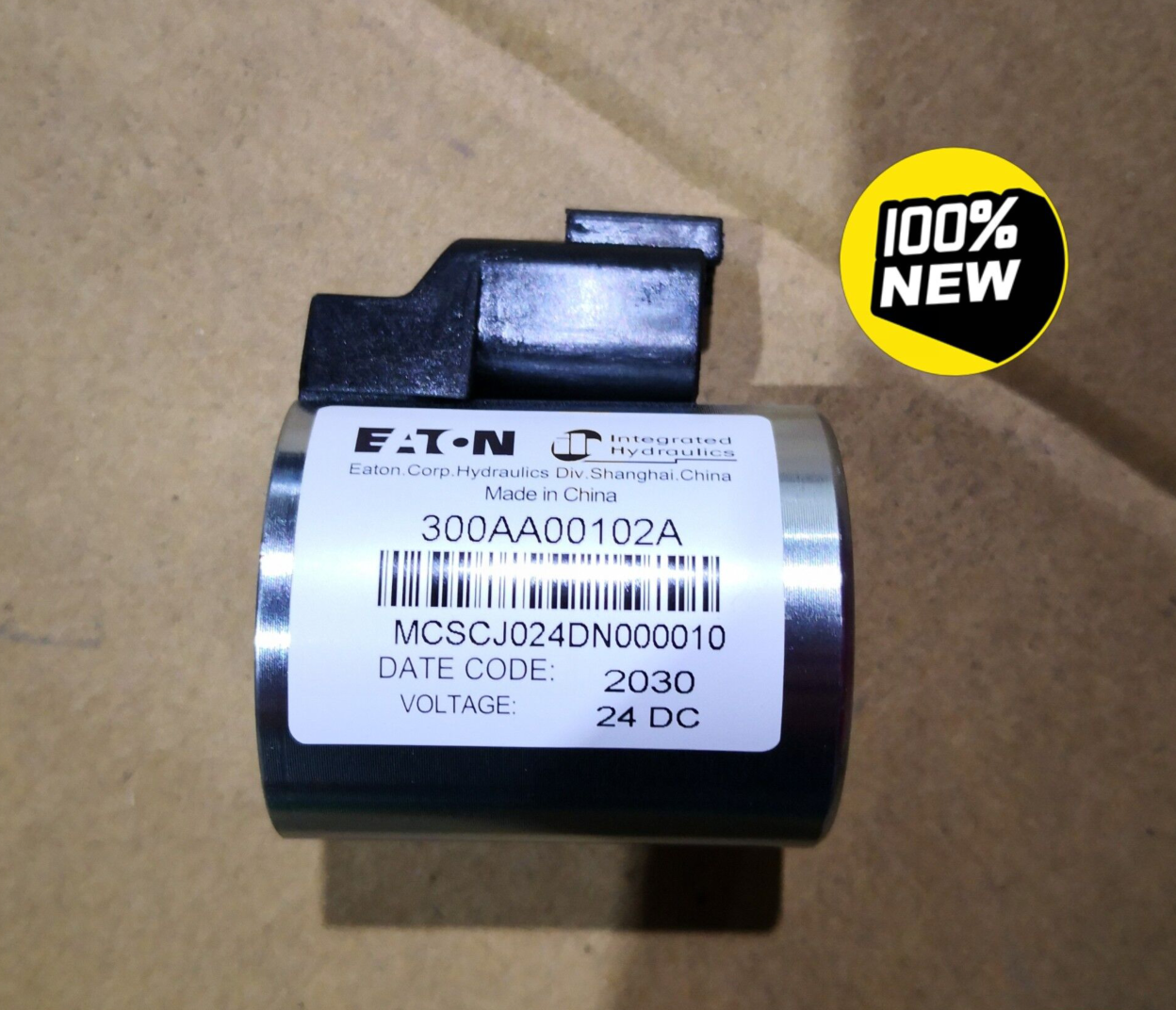 new 1PCS Eaton Vickers 300AA00102A MCSCJ024DN000010 Solenoid Coil 24VDC - EATON VICKERS