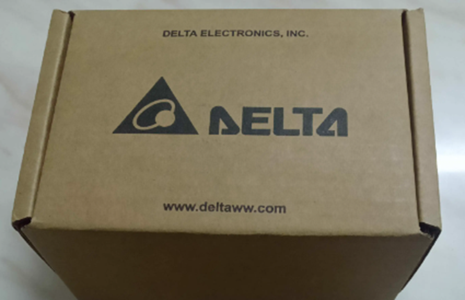 new  Delta DVP48EH00R2 PLC 48-Point 24DI/24DO Relay AC Power Delta