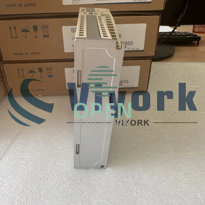 1PCS Yaskawa SGDV-1R6A11A SERVO DRIVE 3-PHASE 200-230VAC 50/60HZ