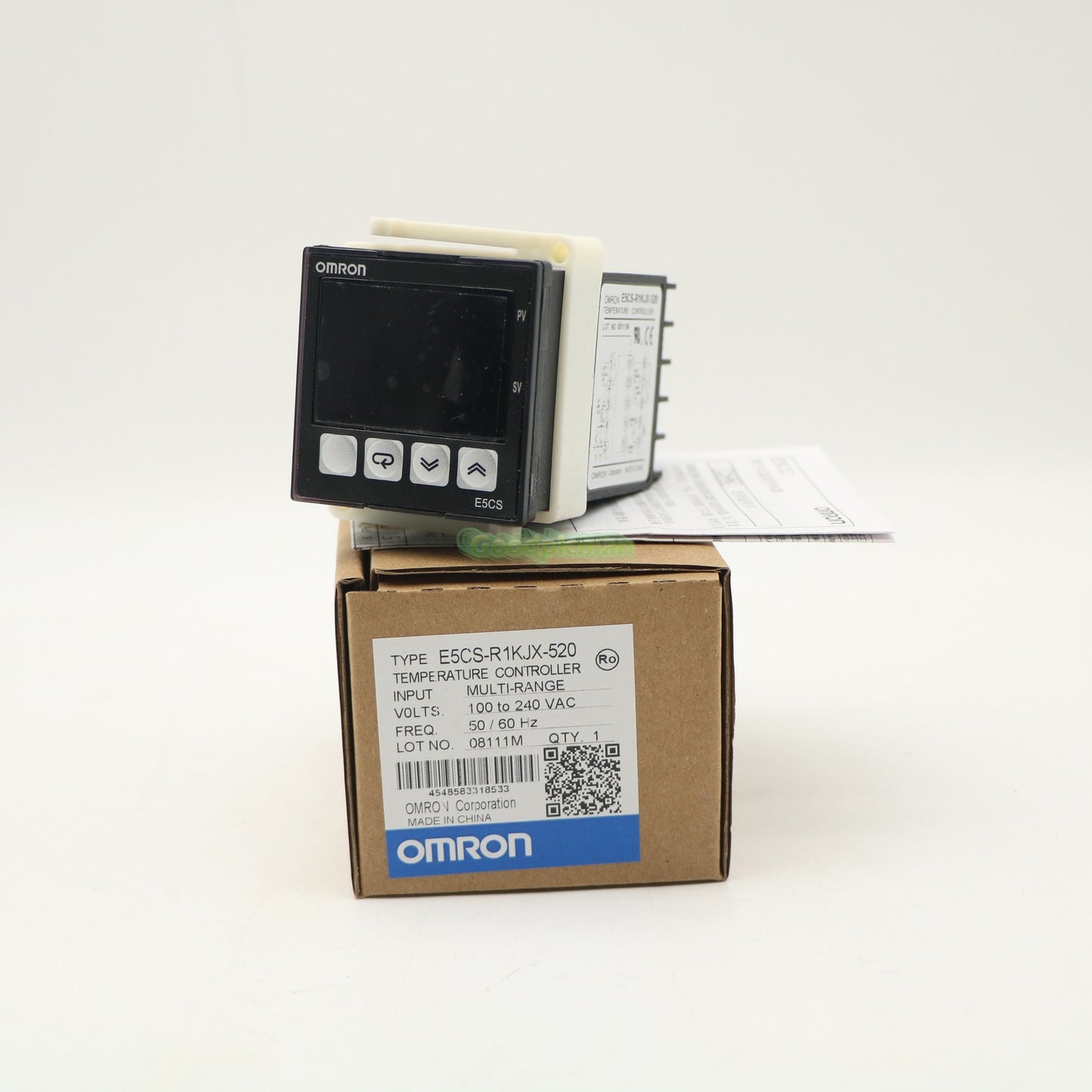 OMRON E5CS-R1KJX-520 Temperature Controller 1/16 DIN with Relay Output