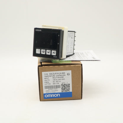 OMRON E5CS-R1KJX-520 Temperature Controller 1/16 DIN with Relay Output