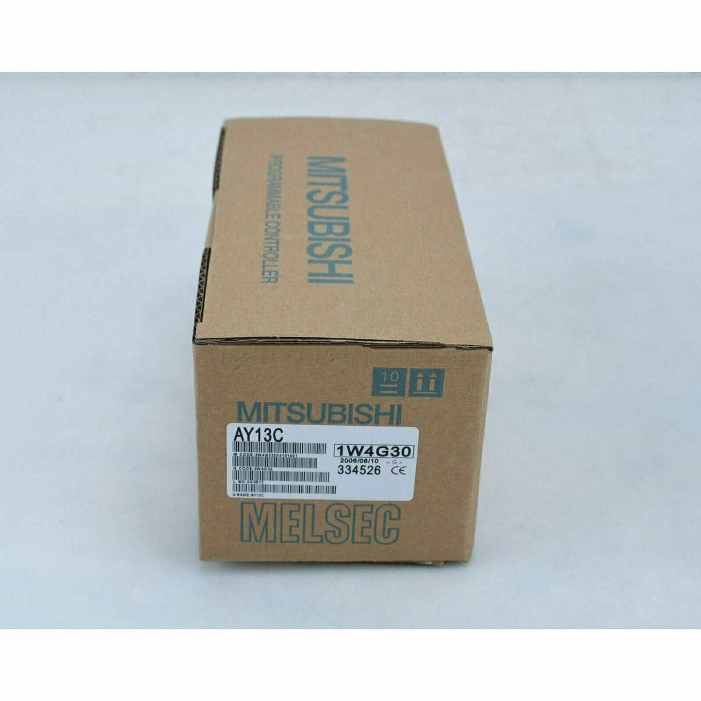 1PC Mitsubishi IN BOX PLC Output Module AY13C - One Year - MITSUBISHI