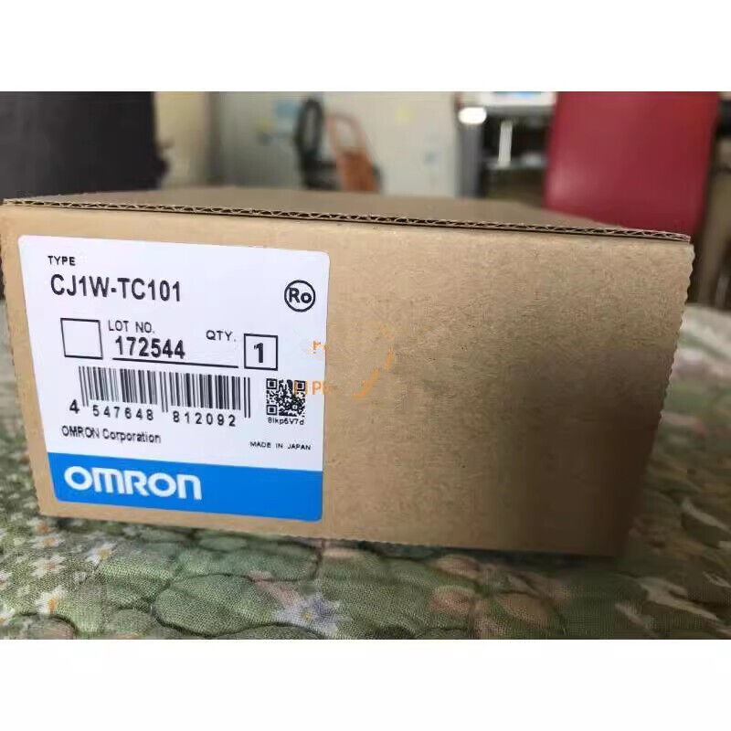 new 1pcs Omron CJ1W-TC101 PLC Temperature Control Unit