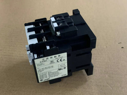 new 1 pcs Shihlin S-P35T AC 220V AC contactor