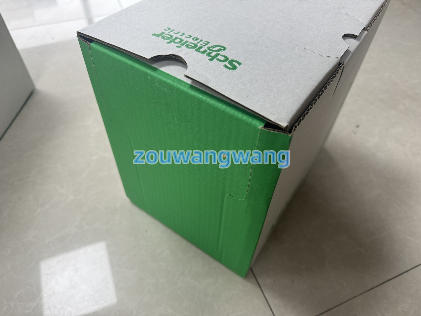 new ATV320U40N4C frequency converter ATV320U40N4C can accelerate shipme
