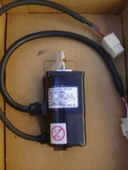 1PC YASKAWA AC SERVO MOTOR SGM-A5B312