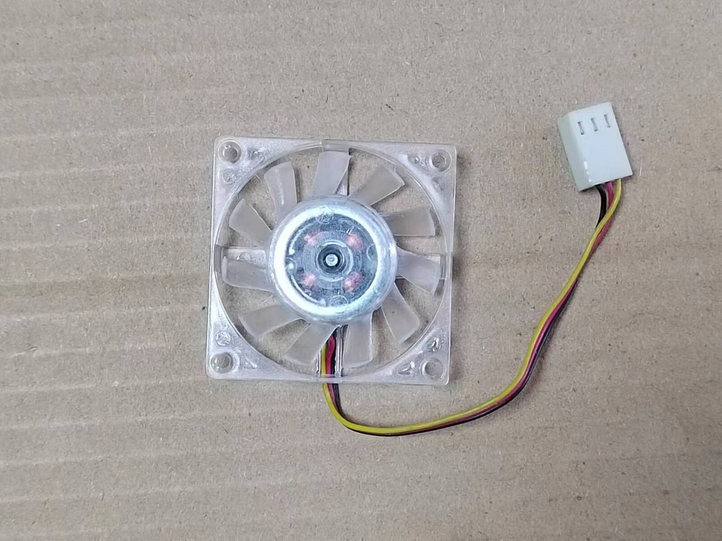 new 1pc young lin cooling fan 4010 12v 0.7w 3-wire fan - YOUNG LIN