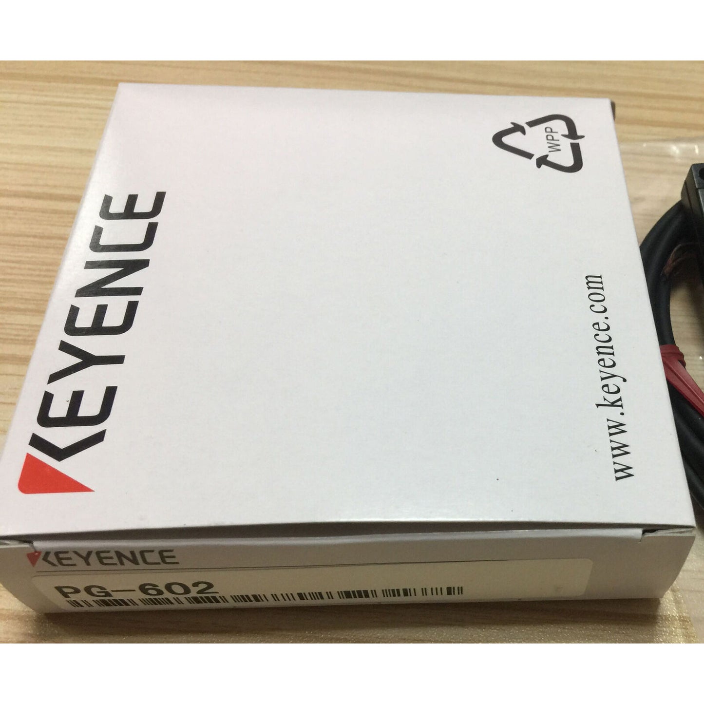 1 Unit KEYENCE PG-602 Photoelectric Sensors, 1-Year Warranty - KEYENCE